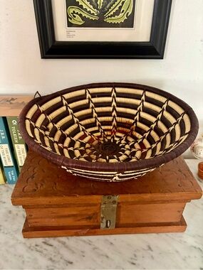 Handwoven Natural Decorative basket/Bowl